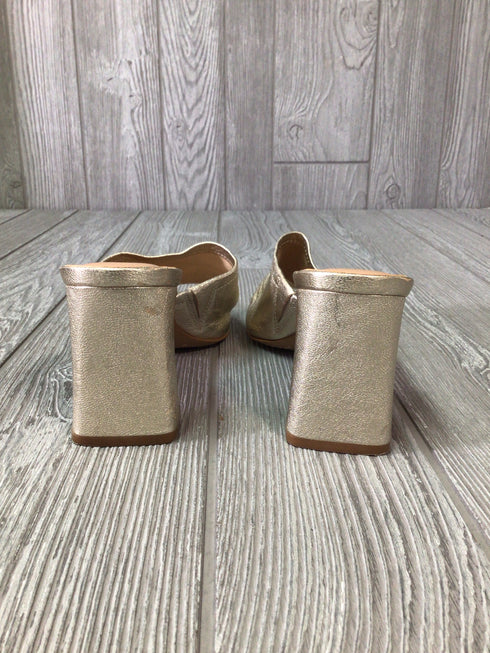 Vince Camuto Sandals Size 8.5